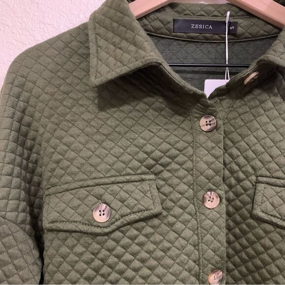 ZESICA Quilted Jacket Shirt Women’s Small Olive Green Button Up Side Pockets. - Picture 3 of 12